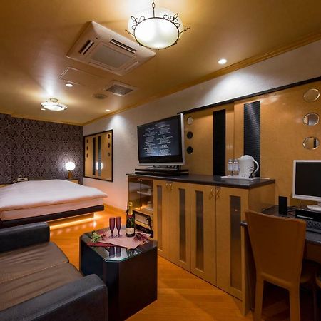 Hotel Linden Oji (Adults Only) Токіо Екстер'єр фото