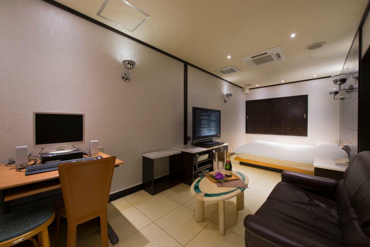 Hotel Linden Oji (Adults Only) Токіо Екстер'єр фото