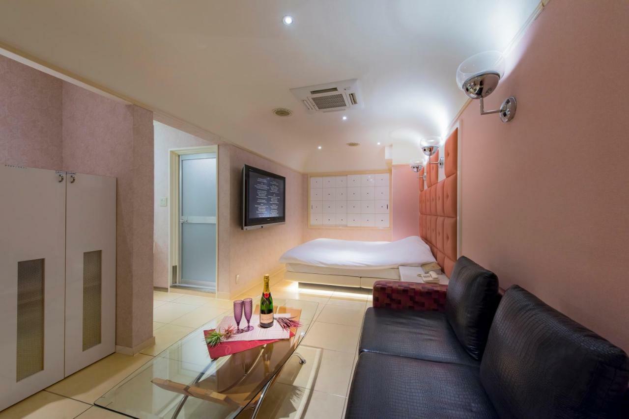 Hotel Linden Oji (Adults Only) Токіо Екстер'єр фото